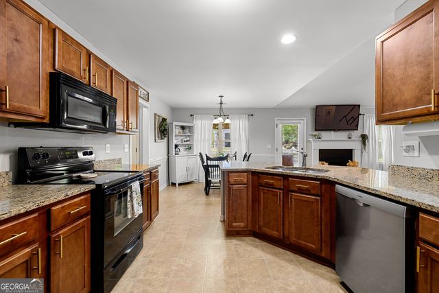 75 Concord Court, Senoia, GA 30276