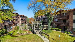 14011 James Drive 607, Crestwood, IL 60418