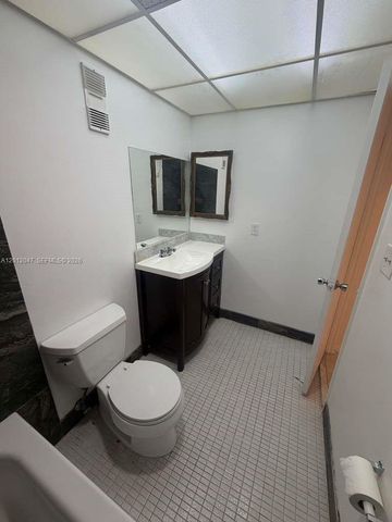 500 Executive Center Dr 5C, West Palm Beach, FL 33401