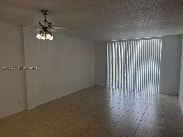 500 Executive Center Dr 5C, West Palm Beach, FL 33401