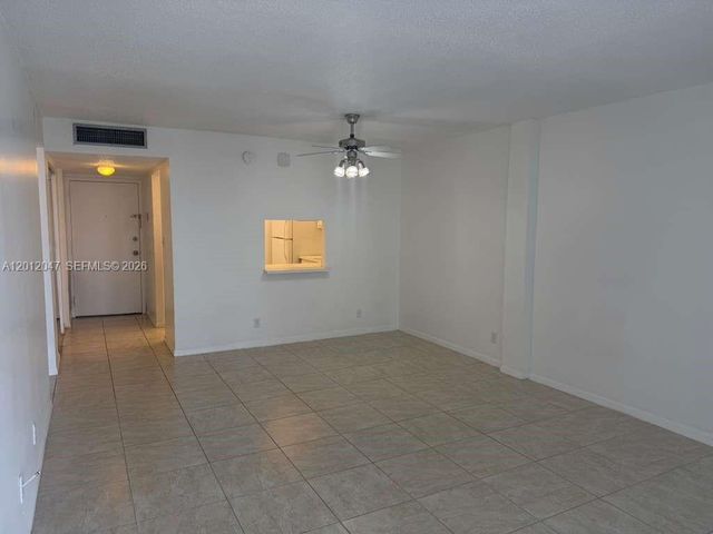 500 Executive Center Dr 5C, West Palm Beach, FL 33401