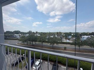 500 Executive Center Dr 5C, West Palm Beach, FL 33401