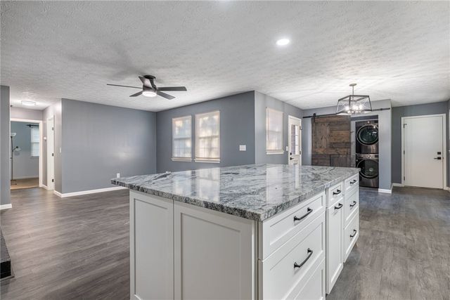 7815 Millerton Drive, Centerville, OH 45459