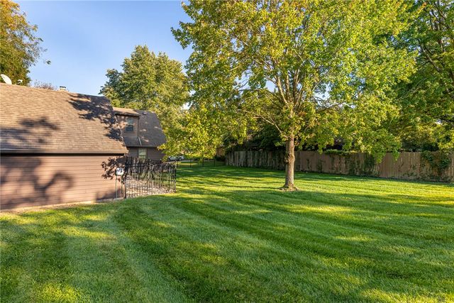7815 Millerton Drive, Centerville, OH 45459
