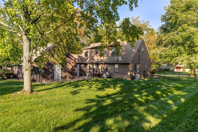7815 Millerton Drive, Centerville, OH 45459