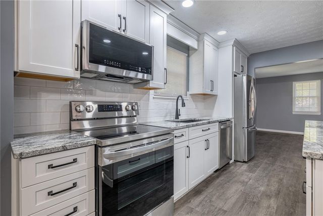 7815 Millerton Drive, Centerville, OH 45459