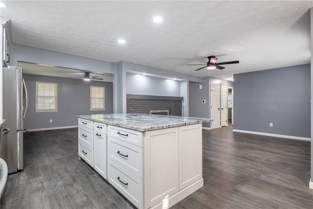 7815 Millerton Drive, Centerville, OH 45459