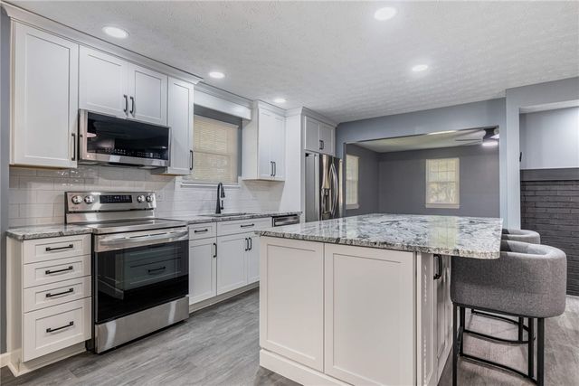 7815 Millerton Drive, Centerville, OH 45459