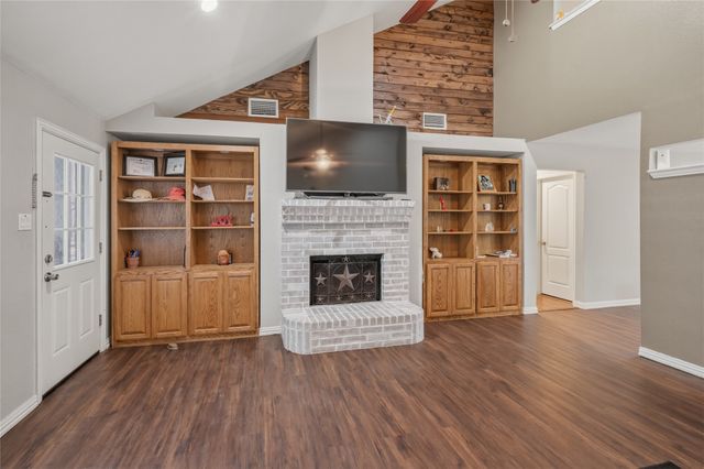 2213 Deep Valley Drive, Mckinney, TX 75071