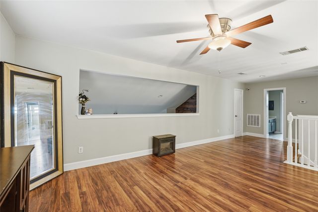 2213 Deep Valley Drive, Mckinney, TX 75071