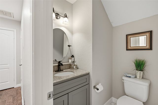 2213 Deep Valley Drive, Mckinney, TX 75071