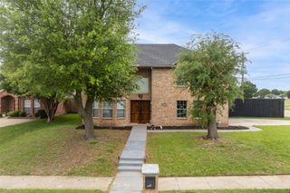2213 Deep Valley Drive, Mckinney, TX 75071