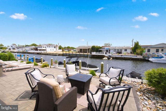 61 ARCHER AVE S, Bayville, NJ 08721