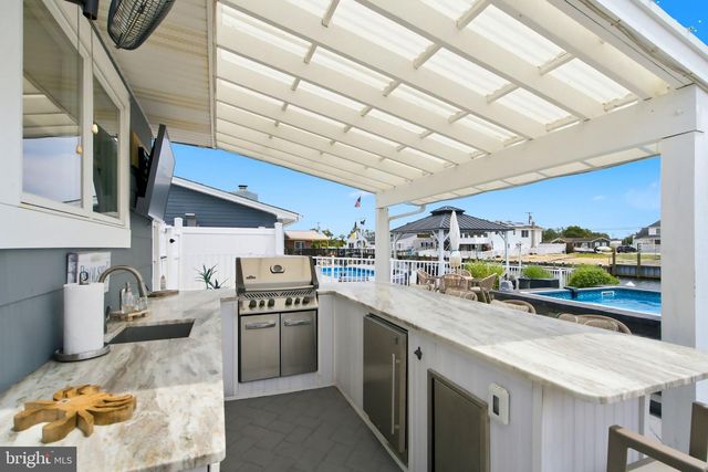 61 ARCHER AVE S, Bayville, NJ 08721