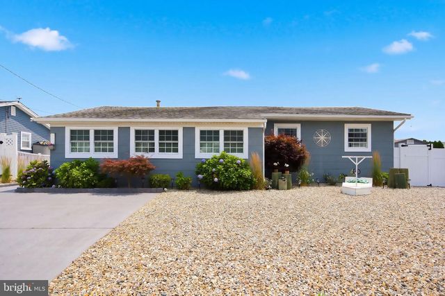 61 ARCHER AVE S, Bayville, NJ 08721