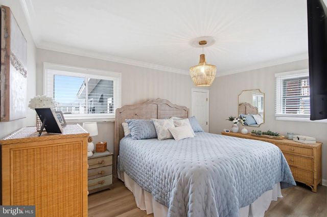 61 ARCHER AVE S, Bayville, NJ 08721
