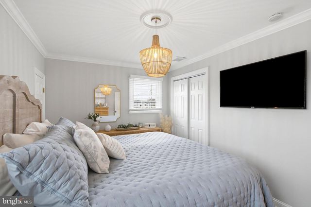 61 ARCHER AVE S, Bayville, NJ 08721