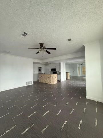 3404 W Country Club Drive 264, Irving, TX 75038