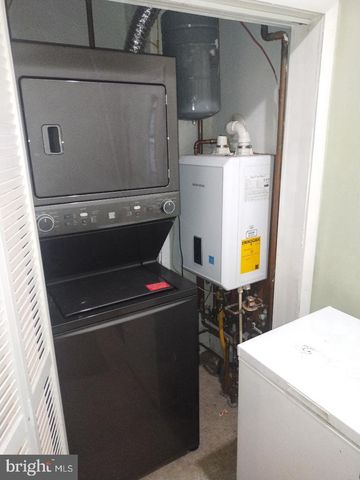 1718 INDEPENDENCE AVE SE, Washington, DC 20003