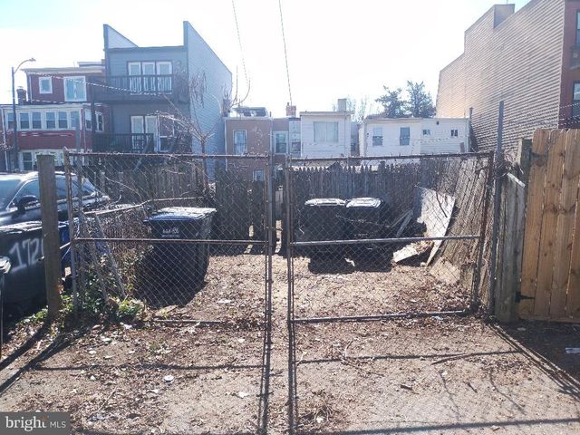 1718 INDEPENDENCE AVE SE, Washington, DC 20003