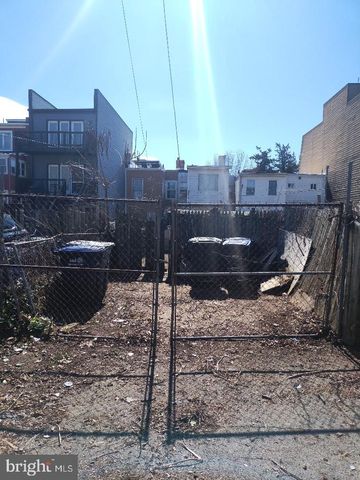 1718 INDEPENDENCE AVE SE, Washington, DC 20003