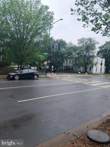 1718 INDEPENDENCE AVE SE, Washington, DC 20003