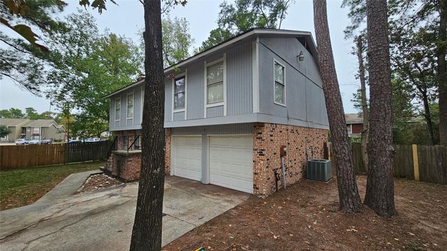 975 N Red Cedar Circle, The Woodlands, TX 77380