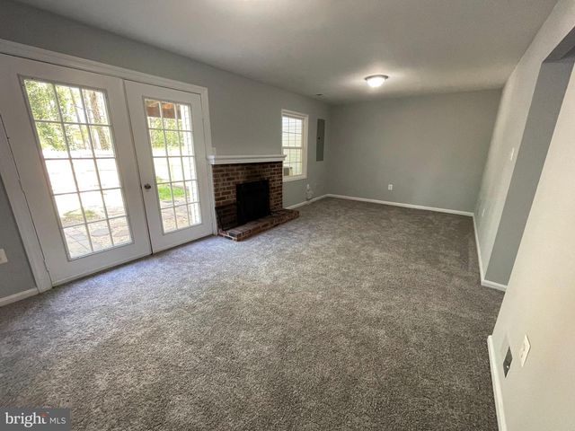 1928 RAINBOW CT, Woodbridge, VA 22192