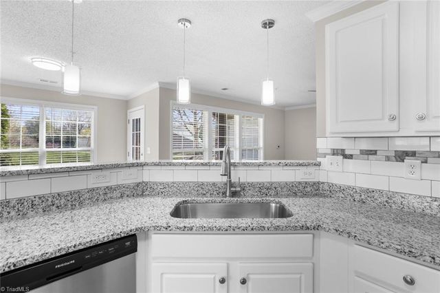 190 Shallowford Reserve Drive 104, Lewisville, NC 27023