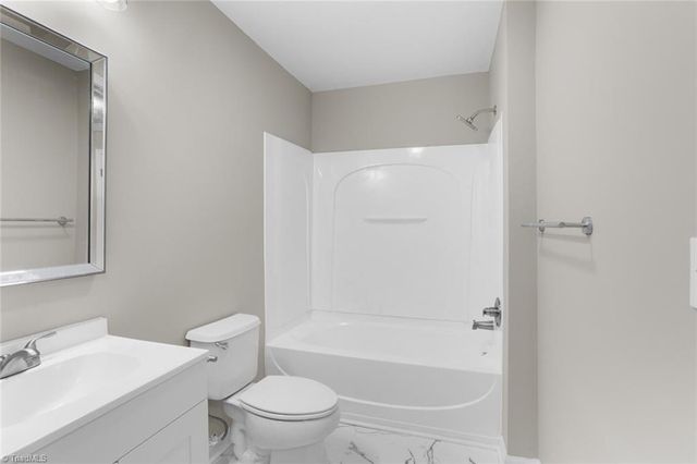 190 Shallowford Reserve Drive 104, Lewisville, NC 27023