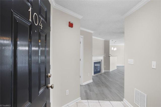 190 Shallowford Reserve Drive 104, Lewisville, NC 27023