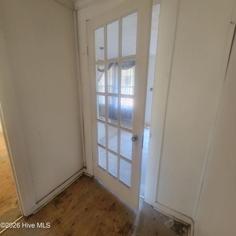 2105 Nc Highway 53 E, Burgaw, NC 28425