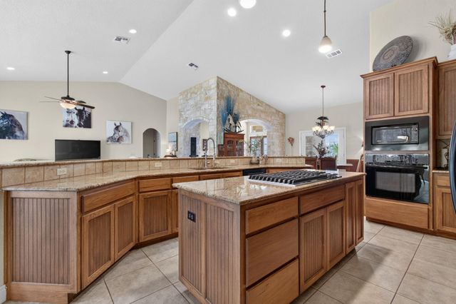 287 San Marcos TRL, New Braunfels, TX 78132