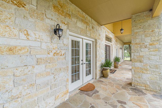 287 San Marcos TRL, New Braunfels, TX 78132