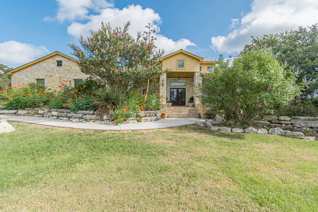 287 San Marcos TRL, New Braunfels, TX 78132