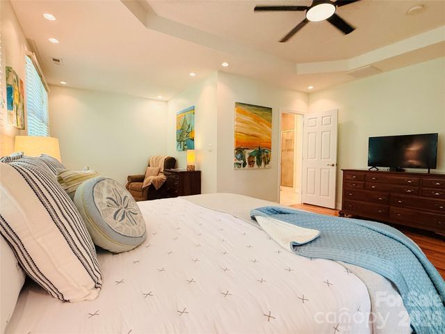 2 Birkdale Drive, Weaverville, NC 28787