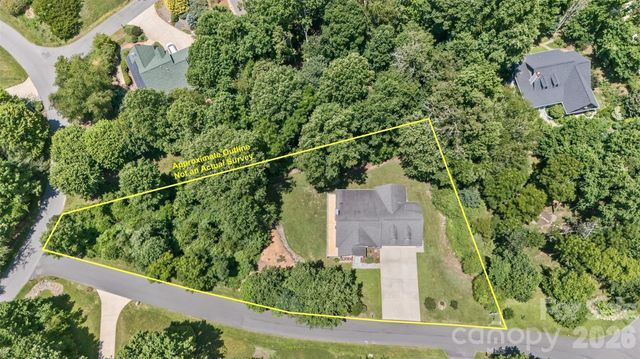 2 Birkdale Drive, Weaverville, NC 28787