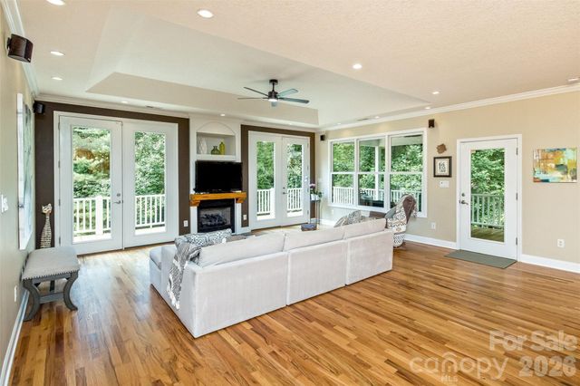 2 Birkdale Drive, Weaverville, NC 28787