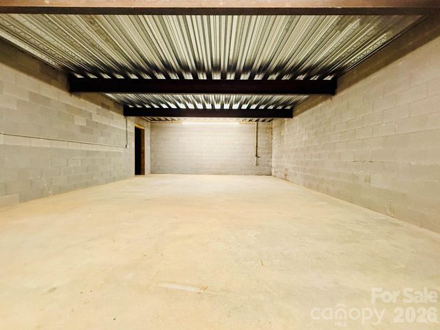 2 Birkdale Drive, Weaverville, NC 28787