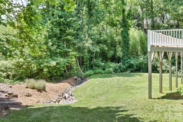 2 Birkdale Drive, Weaverville, NC 28787