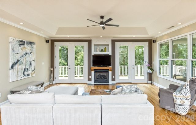 2 Birkdale Drive, Weaverville, NC 28787