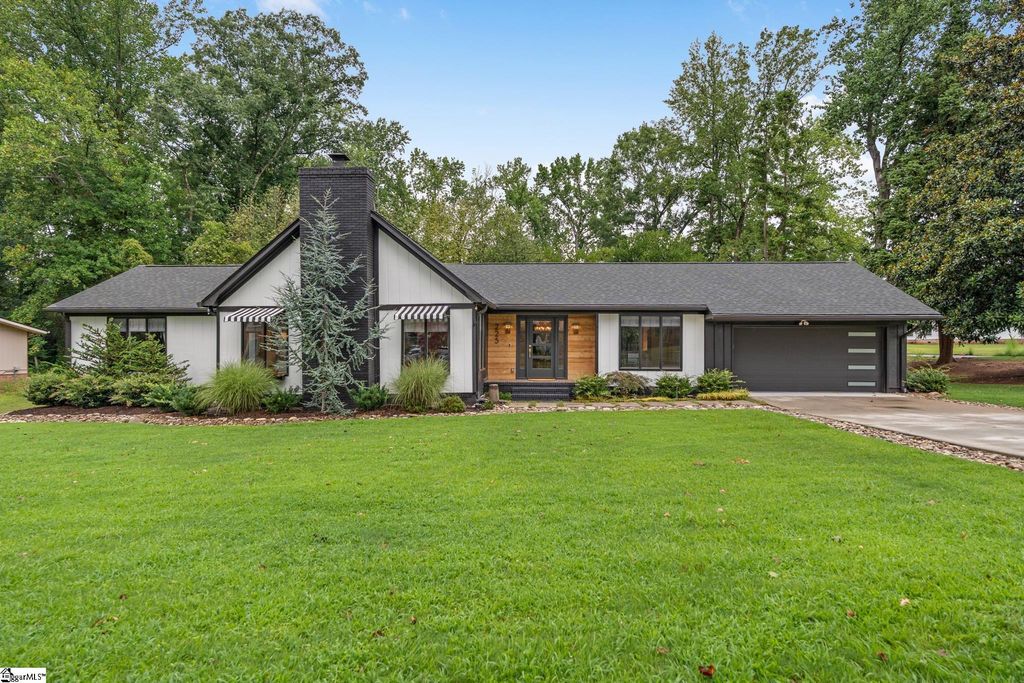 225 Parliament Road, Greenville, SC 29615