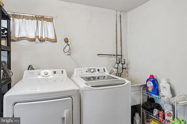 1040 EAST AVE, Blue Bell, PA 19422