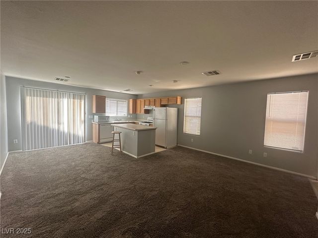 8020 Copperhead Creek Street, Las Vegas, NV 89143