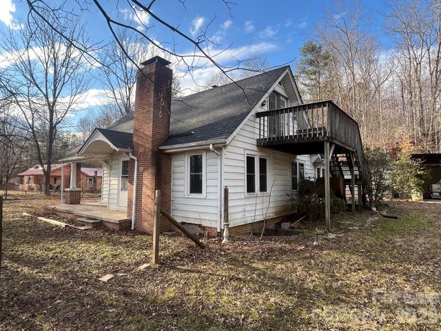 5167 US 221 Highway N, Marion, NC 28752