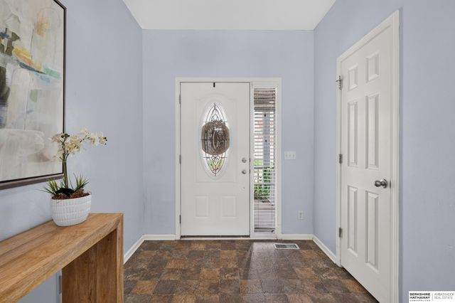 14887 Eagle Street, Bennington, NE 68007