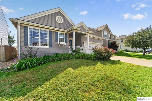 14887 Eagle Street, Bennington, NE 68007