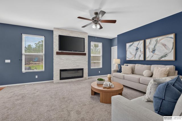 14887 Eagle Street, Bennington, NE 68007
