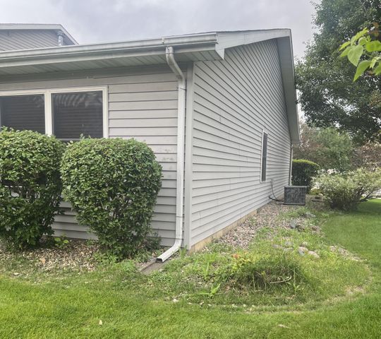 3901 Juniper Trail, Highland, IN 46322