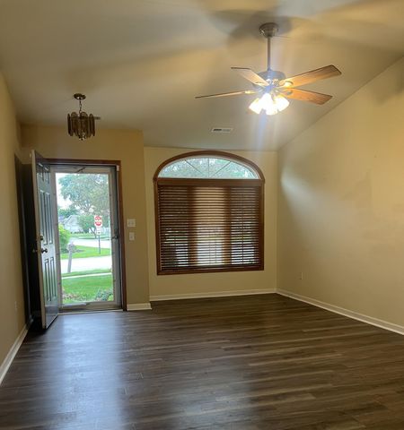 3901 Juniper Trail, Highland, IN 46322
